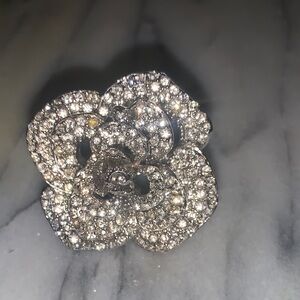 Sparkling Silvertone Rhinestone Flower Ring - Size 7
